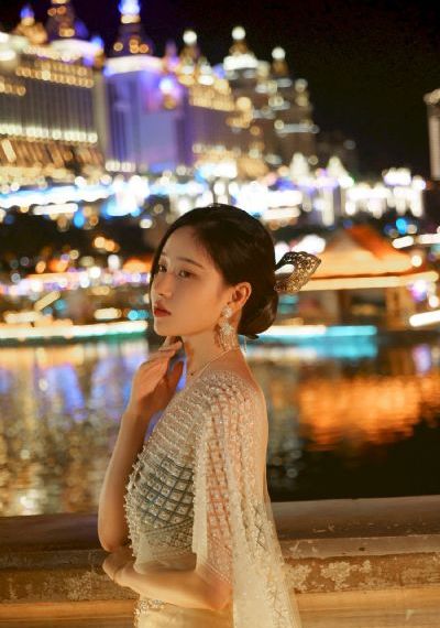 善良漂亮的老板娘免费看