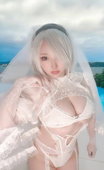 漂亮的女邻居4