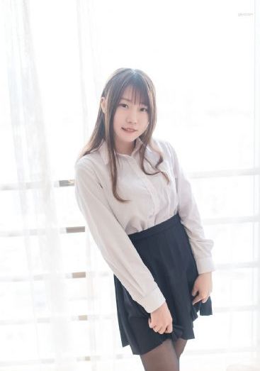 没有穿内裤的女教师在线观看